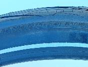 2  SCHWALBE Adix Pneus 62-584 27.5X2.4 650B noirs + 2 chambres à air